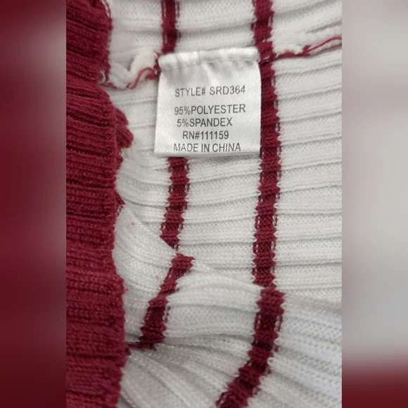 Chic Striped V-Neck Sweater in Burgundy and White - Picture 6 of 6